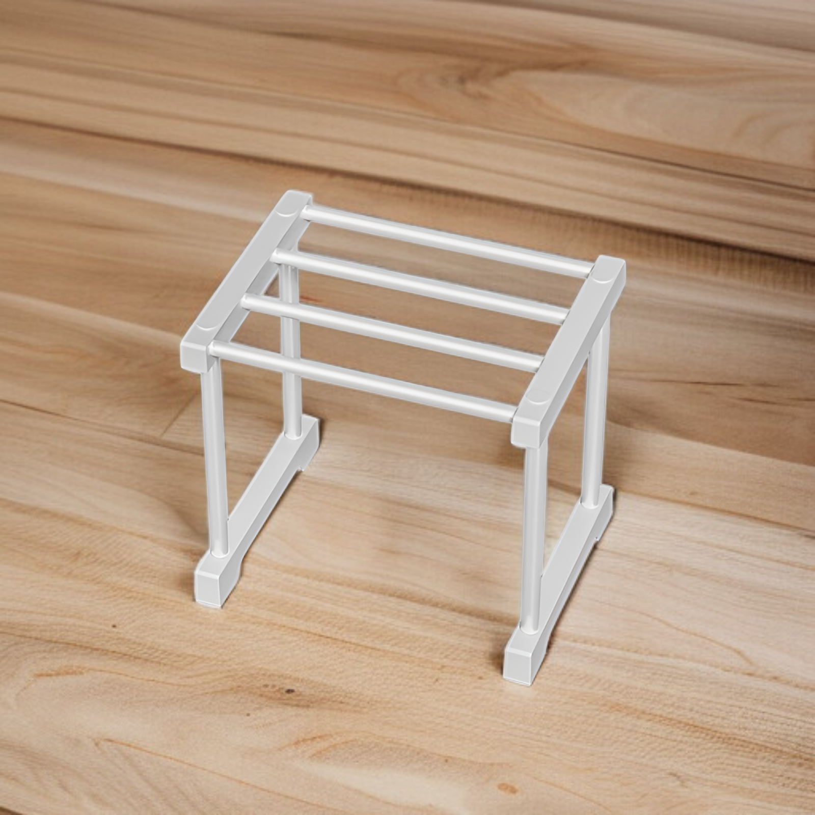 다양한 높이로 조절된 옷장 선반