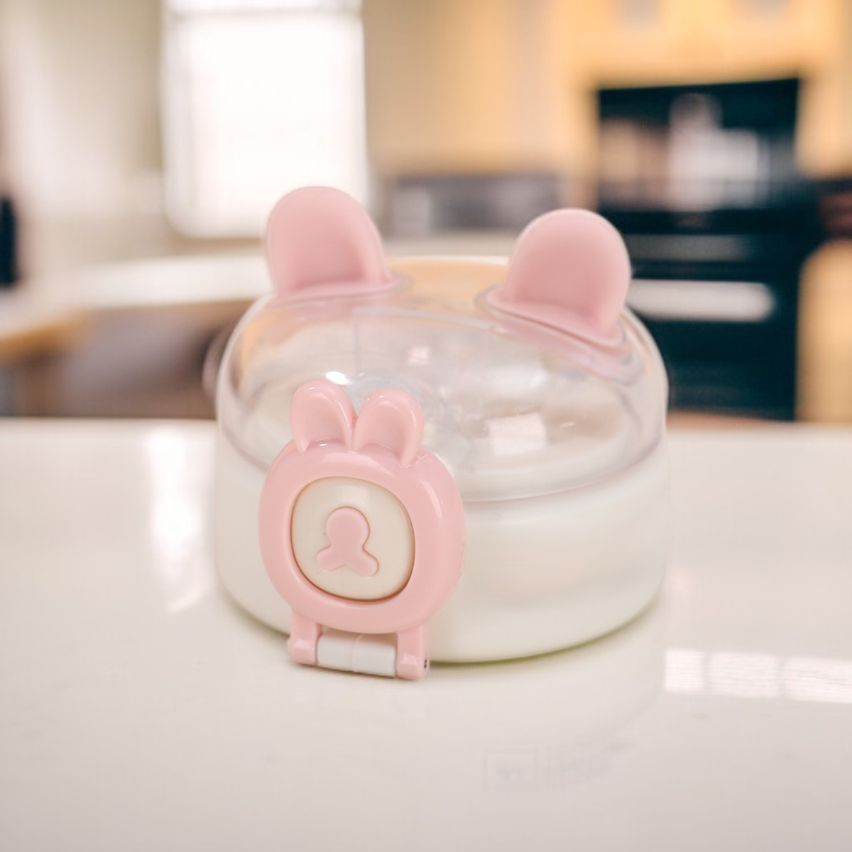 Stylish plastic cartoon mug for travel and office