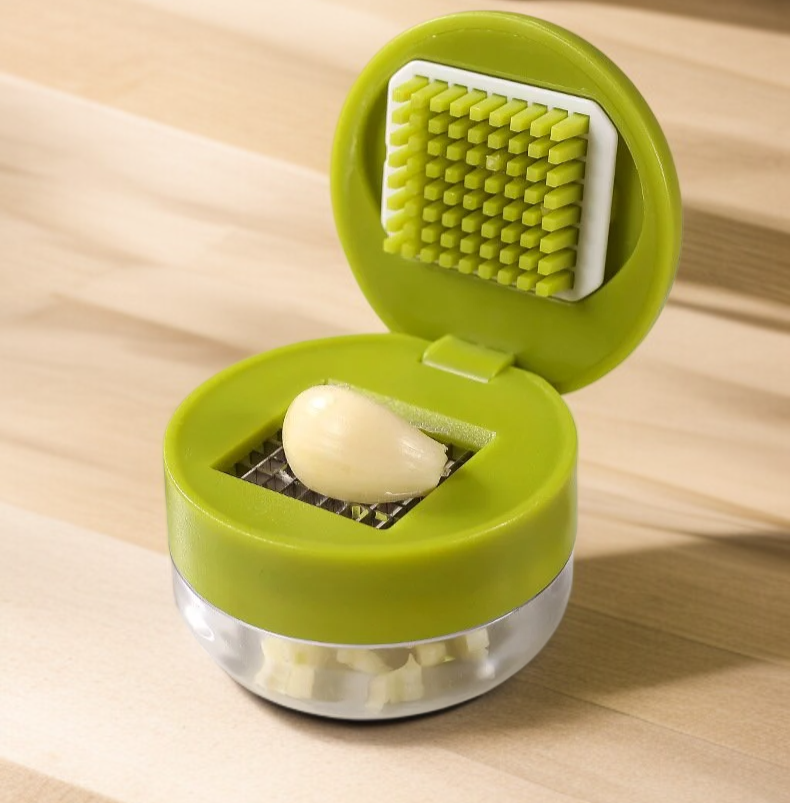 쉽게 분리되는 미니 마늘 분쇄기 부품