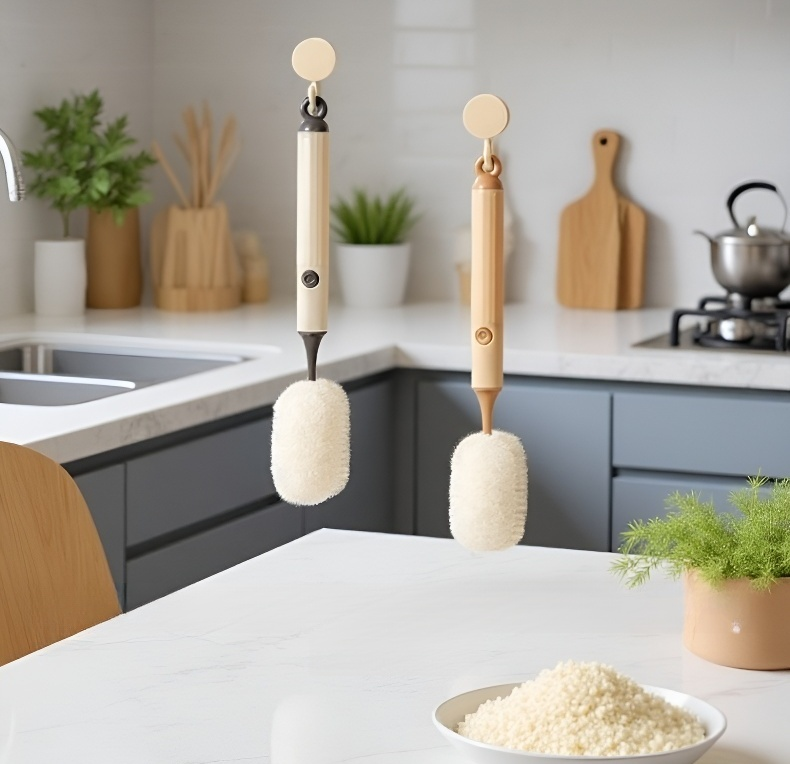 Cepillo para limpiar vasos y tazas en cocina