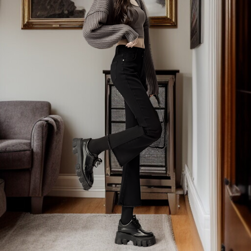 秋の女性用の黒のわずかにフレアのイミテーションジーンズ、小柄な人向けの韓国バージョン、ハイウエスト、スリムな89ポイント、多用途のカジュアルベルボトムパンツ