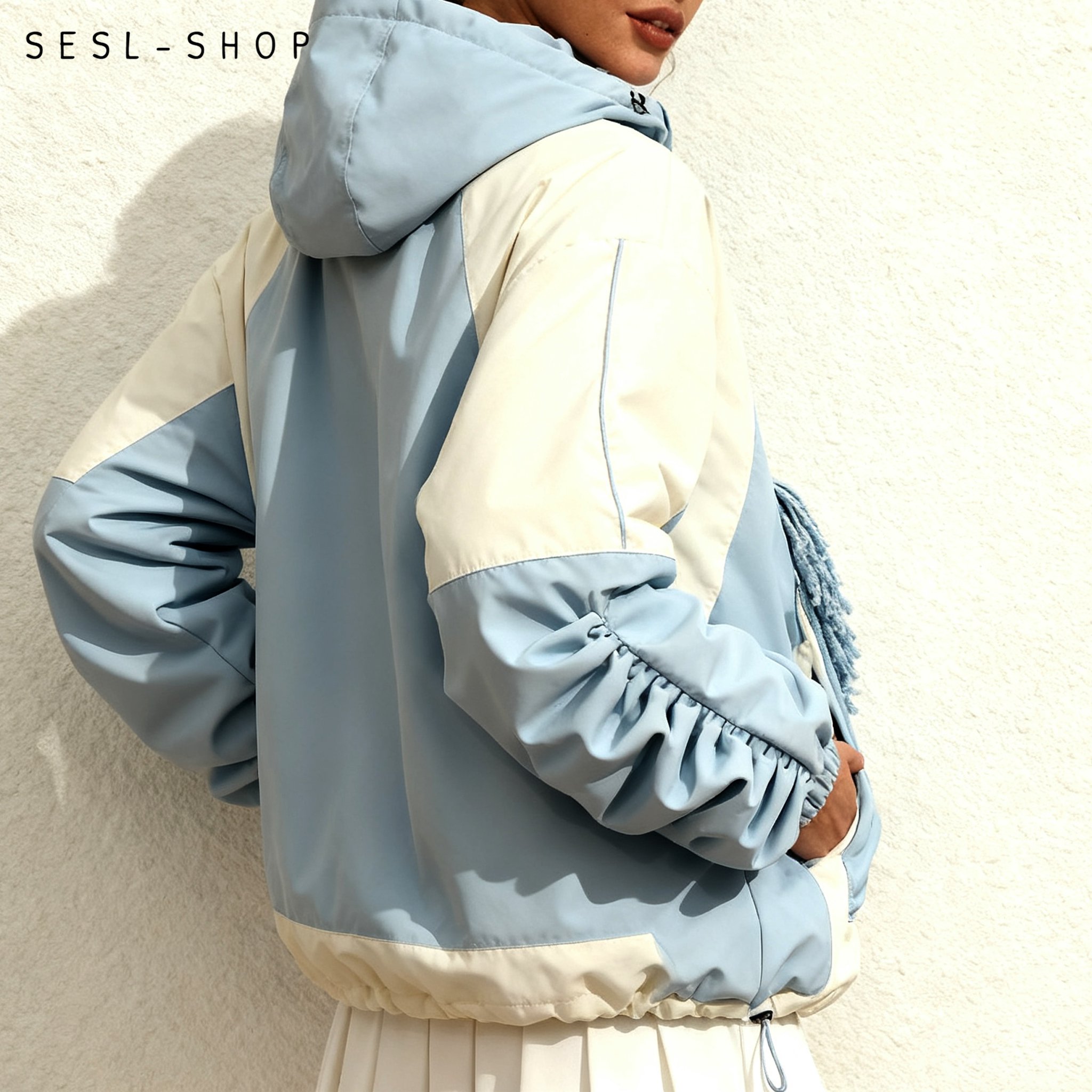 แจ็คเก็ตกันน้ำสำหรับกิจกรรมกลางแจ้ง