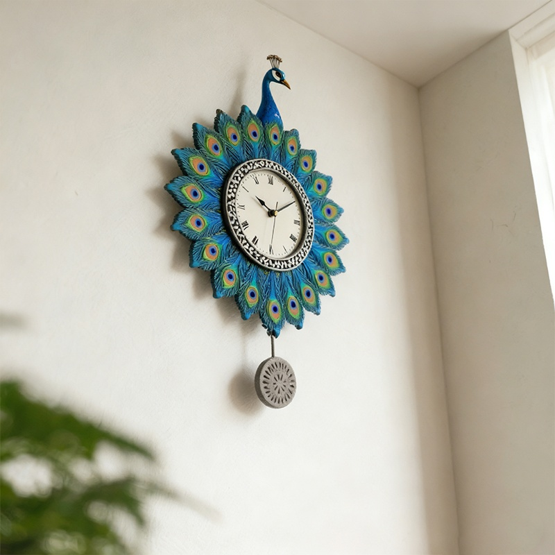 고급스러운 공작 디자인 벽시계