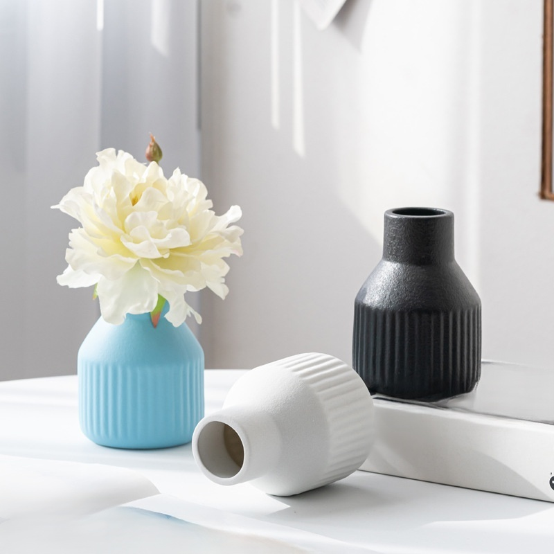 モダンスタイルマット陶器花瓶（多色展開）