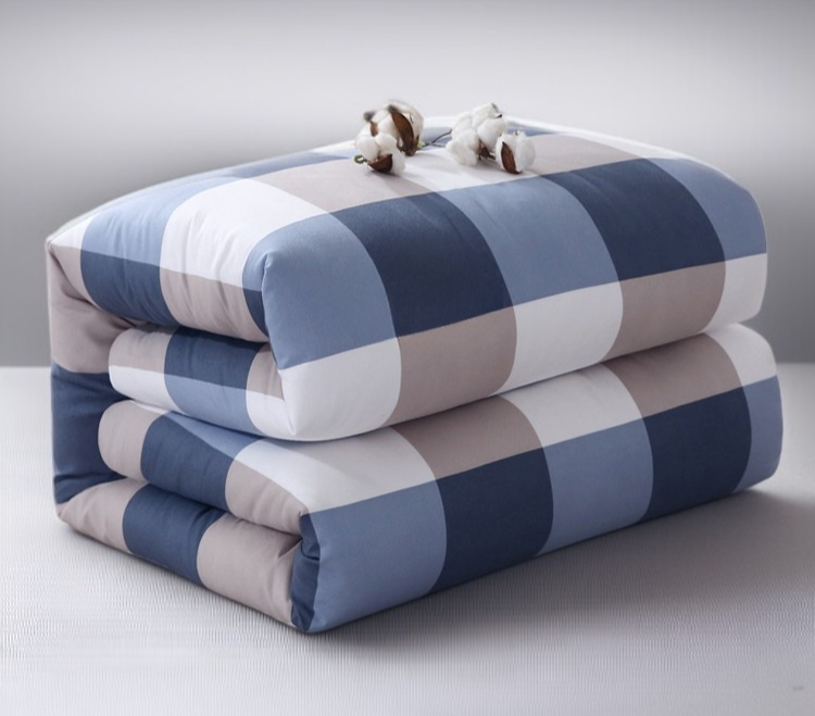 Quilt corner detail highlighting insulation