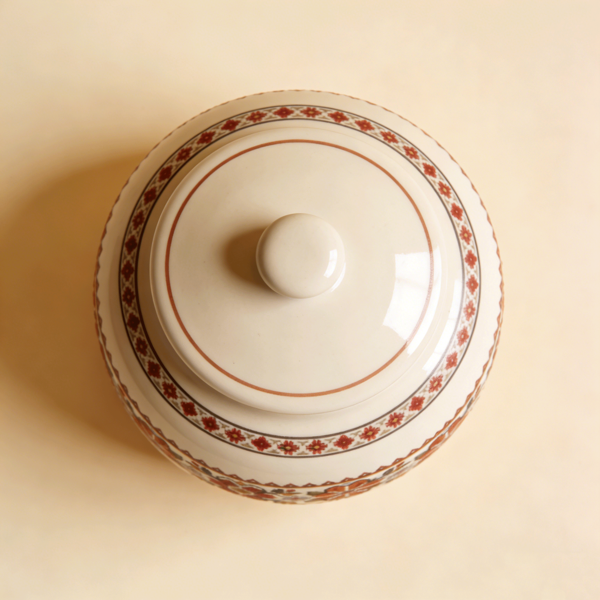 Többfunkciós tárolóedény