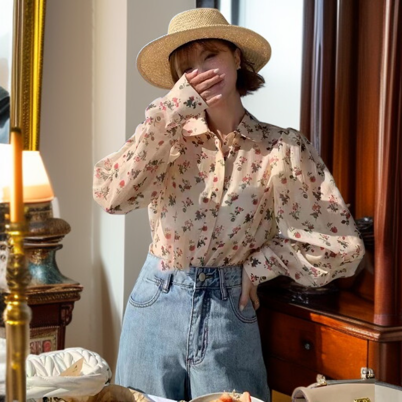 レトロ柄レディース長袖シャツ