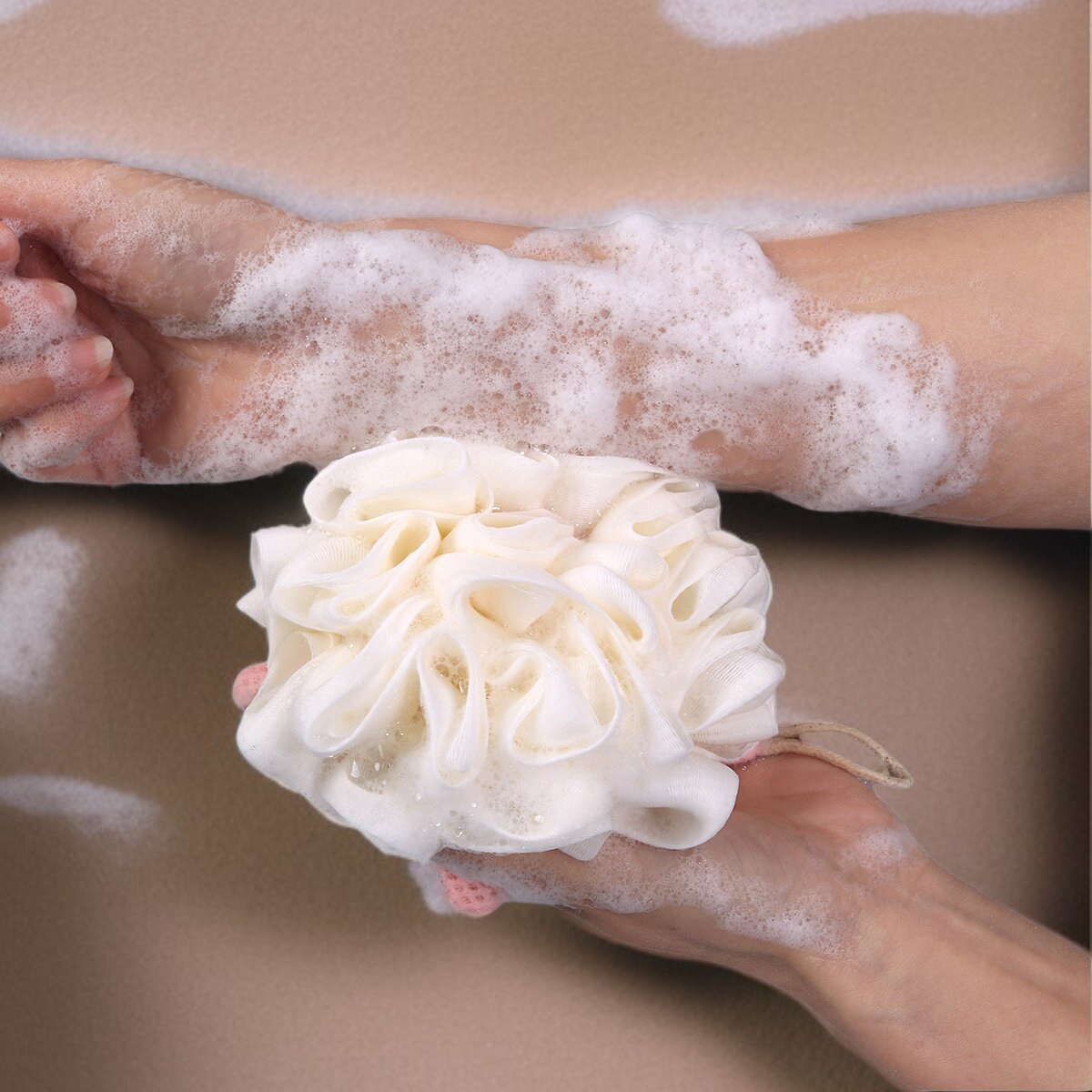 Unique five-pointed star sponge design