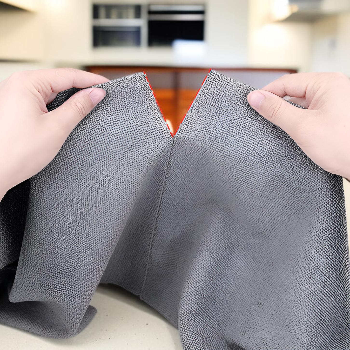 Geschirrtuch in moderner Küche verwendet