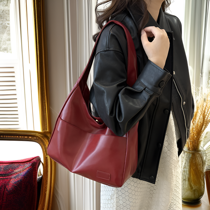 حقيبة نسائية فاخرة ذات سعة كبيرة بتصميم كلاسيكي