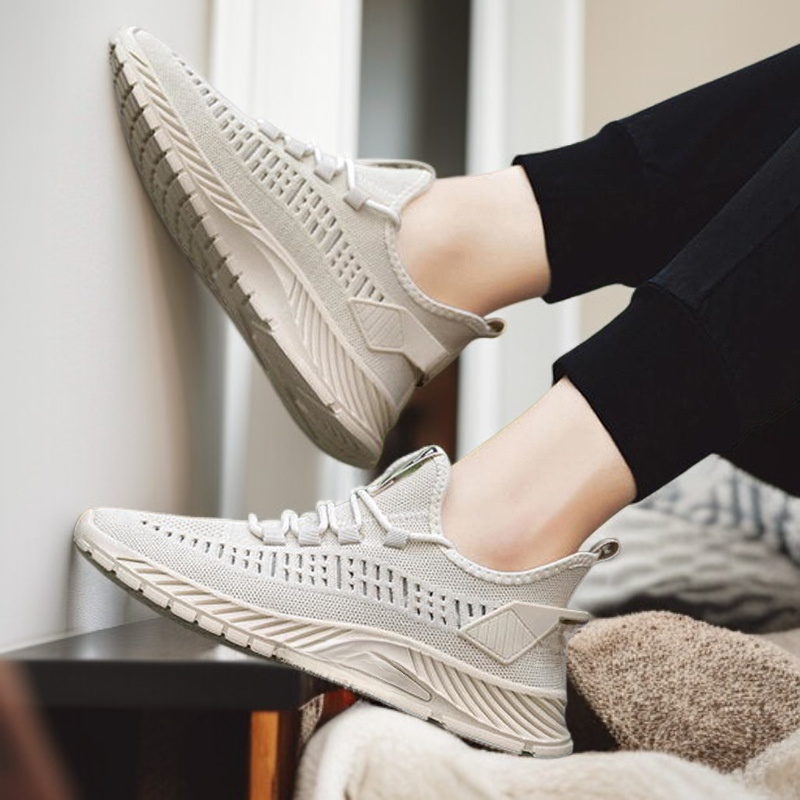 حذاء رياضي رجالي بتهوية جيدة للركض