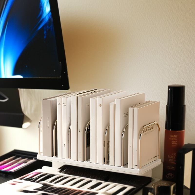 Aufbewahrungsregal für Schreibwaren