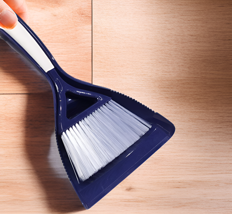 휴대 및 보관이 편리한 미니 청소도구