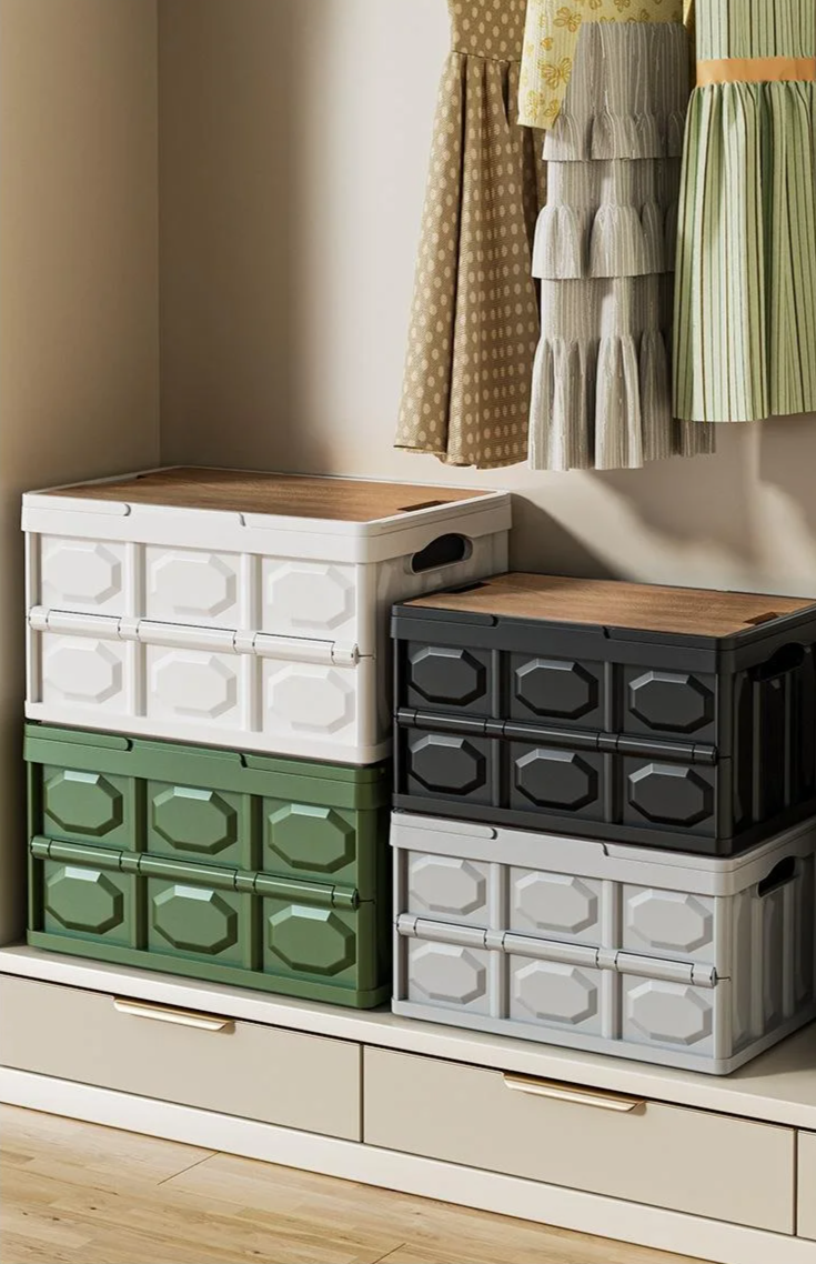 아웃도어 캠핑용 휴대용 수납함 사용 모습