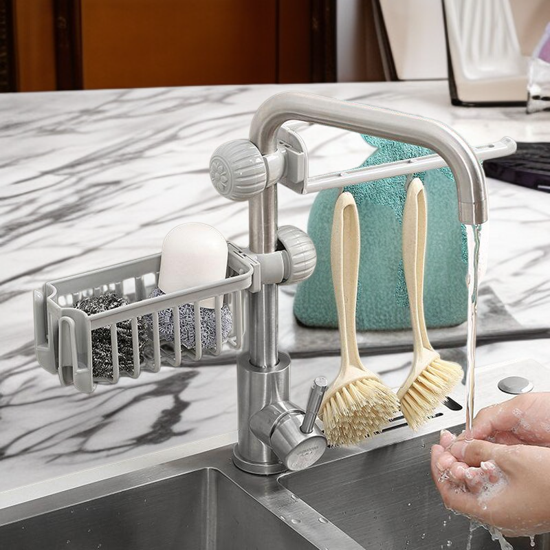 주방 수도꼭지 배수대