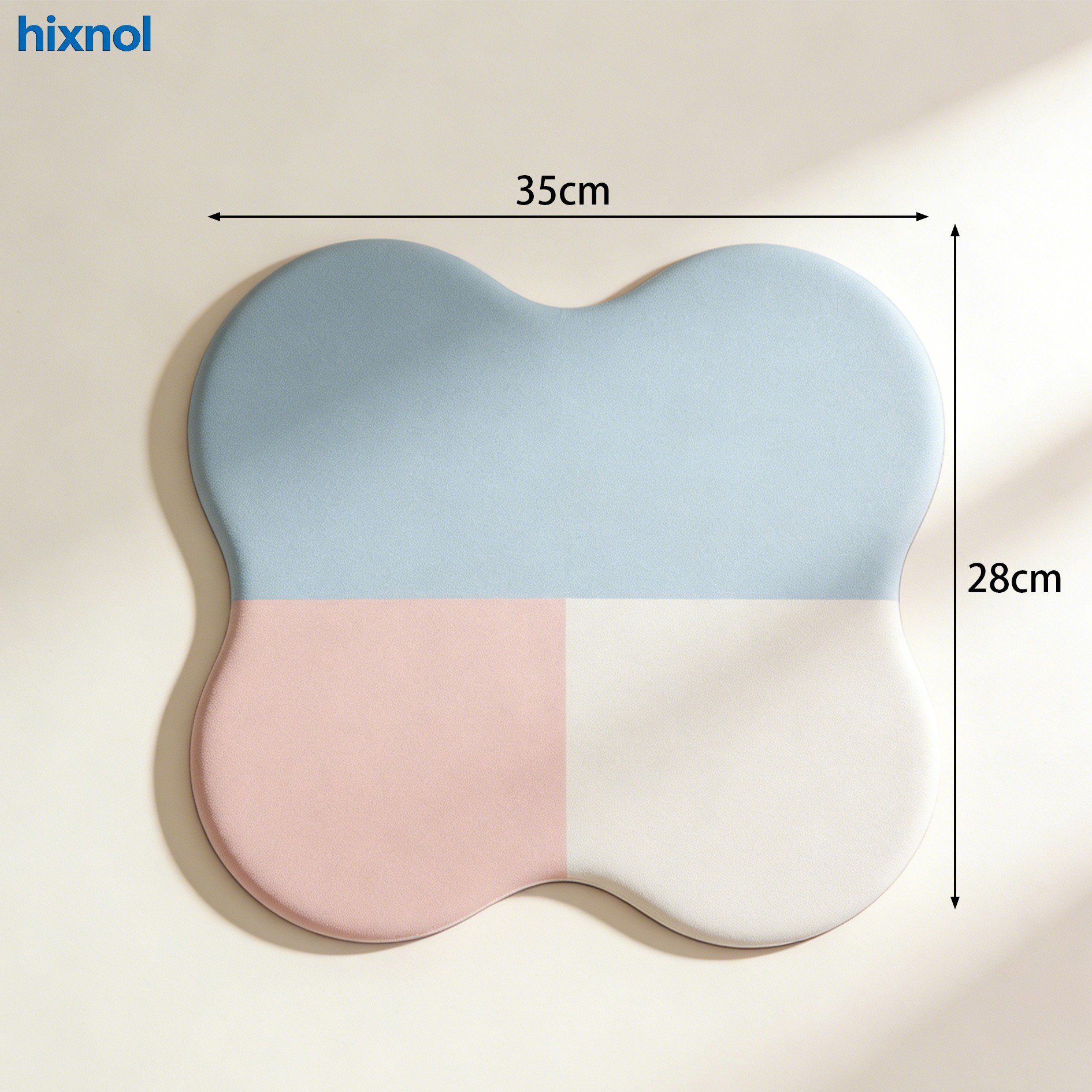 Smooth surface mouse pads for precise mouse control