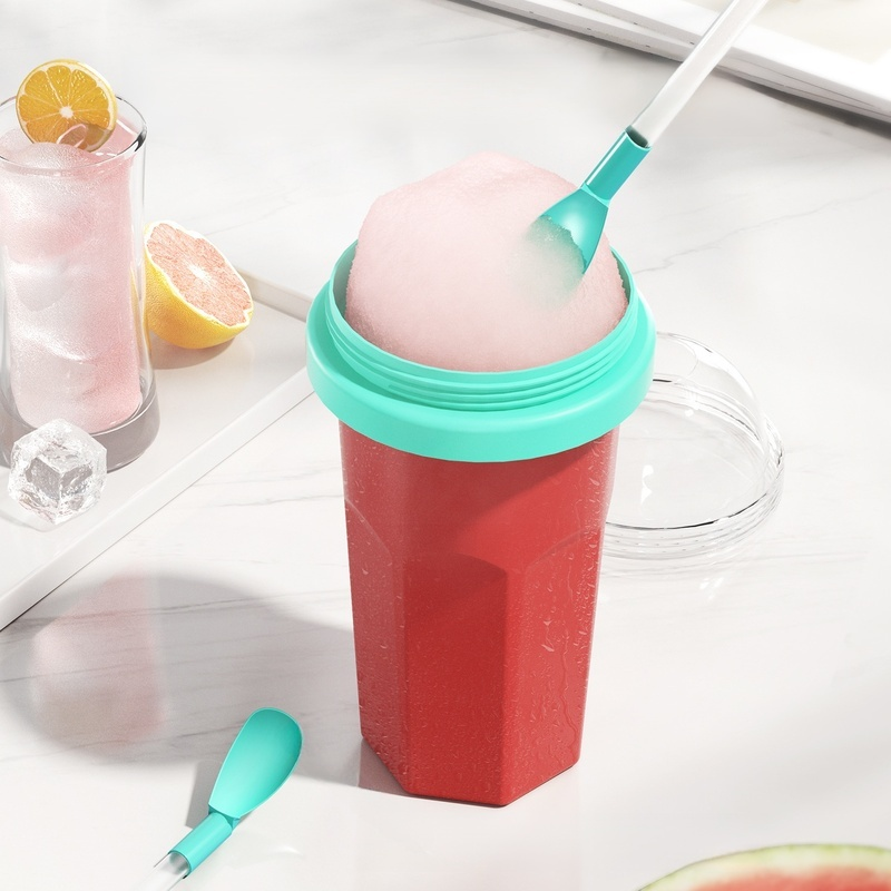 Tasse à presser alimentaire pour glace pilée facile