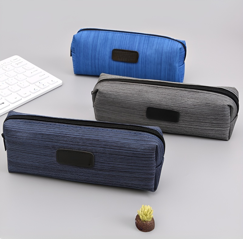  オックスフォード生地のミニマルペンポーチ