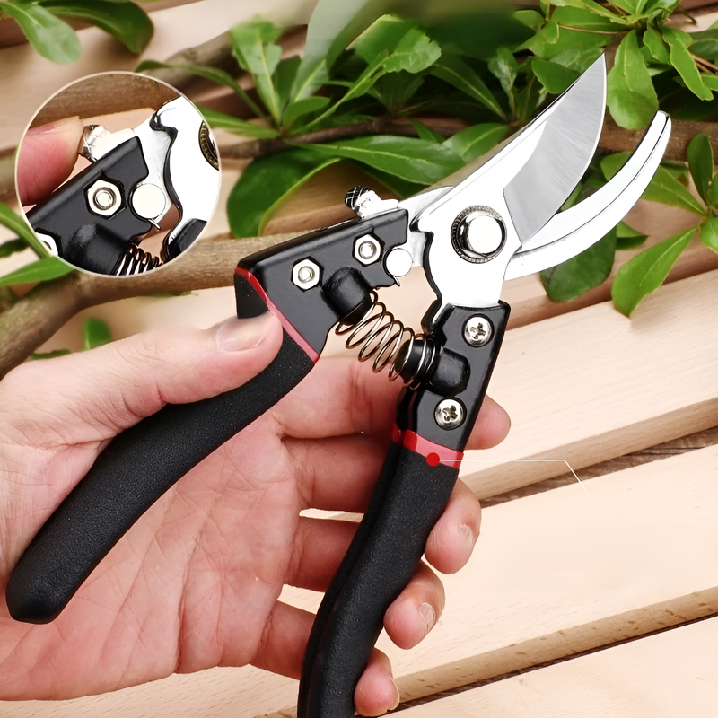 ステンレス製の滑り止め付き剪定鋏