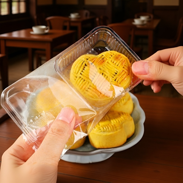 붉은 대추와 파이브 블랙 케이크