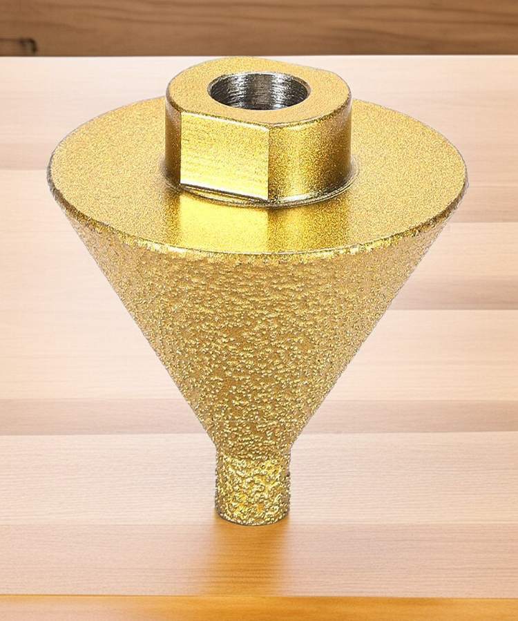 正確な位置決めができるテーパー穴あけ器