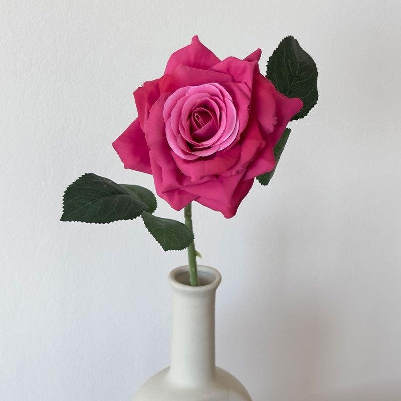 Adornos de flores artificiales