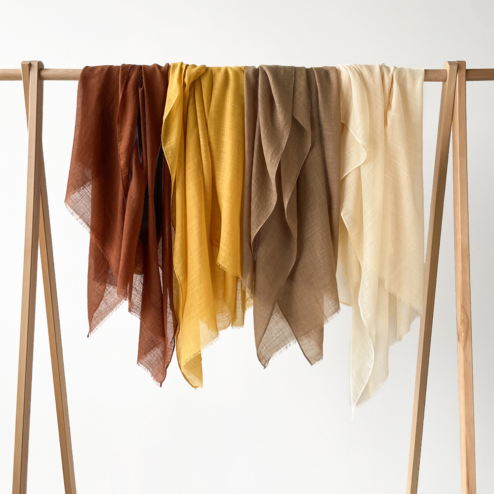 Pañuelo Monocromático de Algodón Bambú con Flecos Cortos