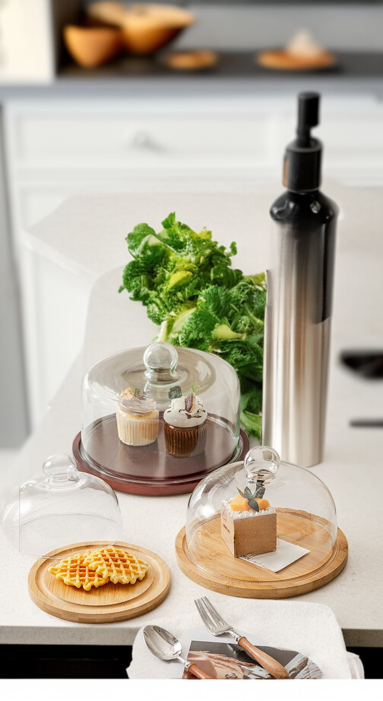 유리로 제작된 케이크 보호 진열대