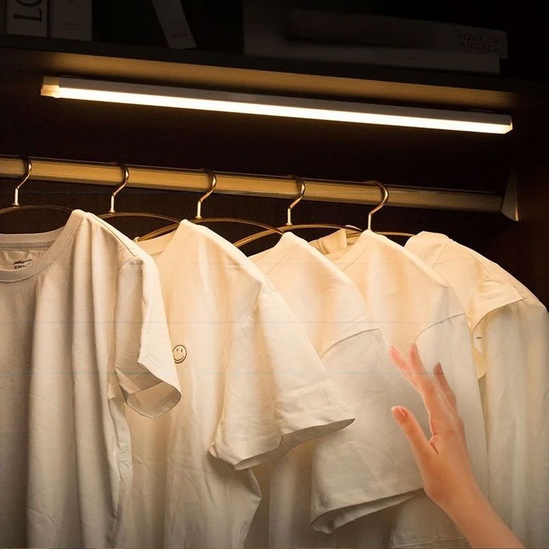 แม่เหล็กดูด Longstrip โคมไฟในร่ม