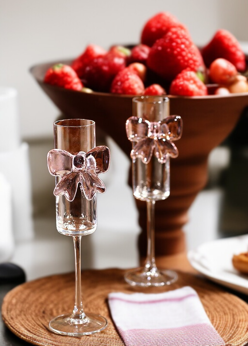 インテリアとして飾れる高級ハイヒールグラス