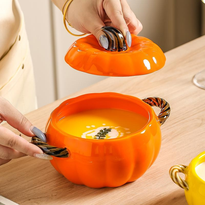 Large Ceramic Pumpkin Soup Bowl with Lid and Double Handles, Anti-scalding for Home Use
