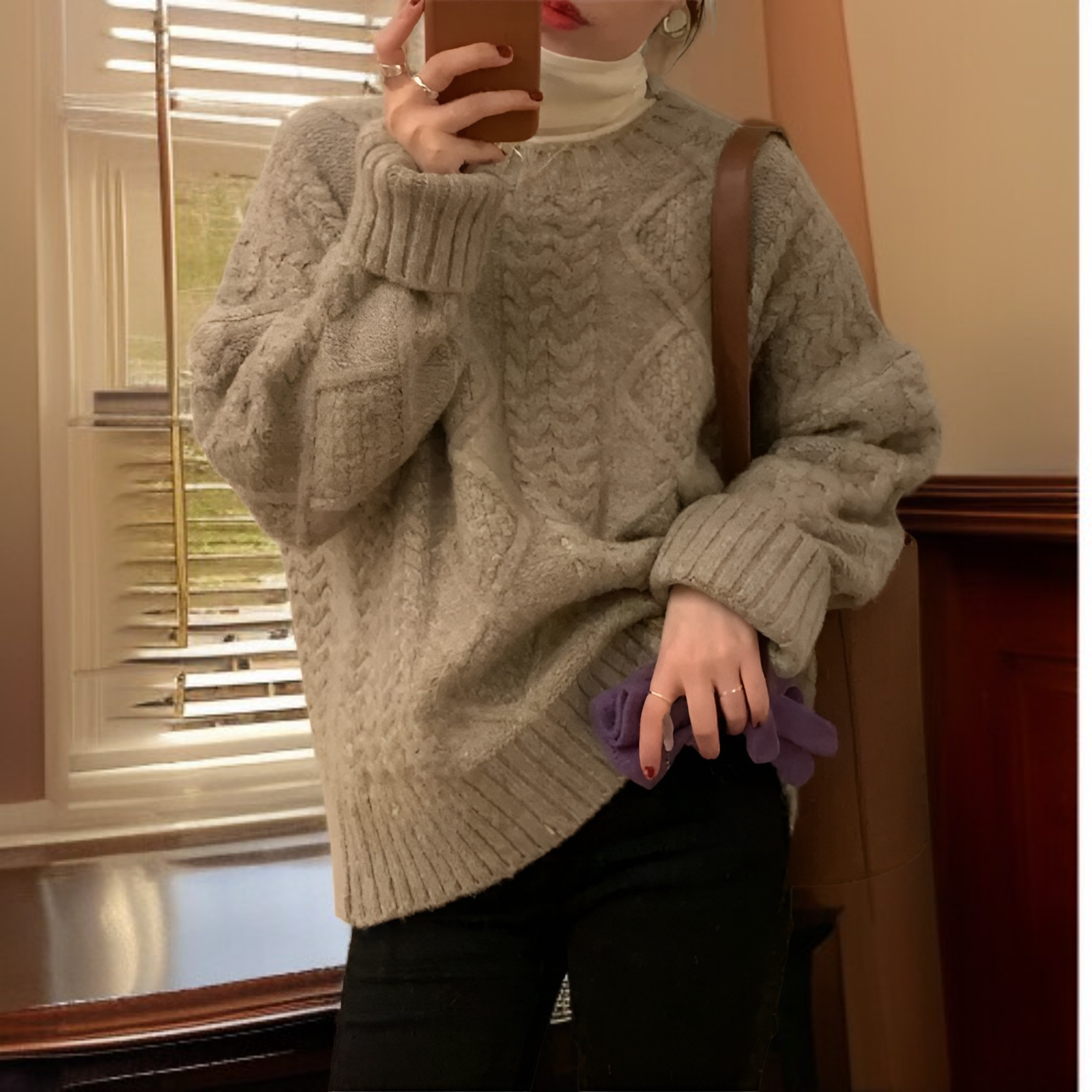 新作秋冬厚手ケーブル編みセーター女性用 ゆったりシルエット