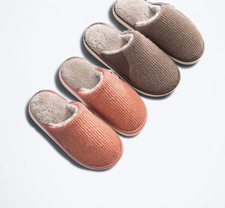 舒適家居拖鞋穿著示範