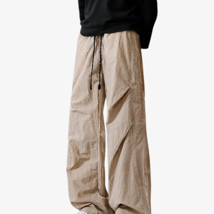 편안한 착용감의 와이드 카고 팬츠 디테일