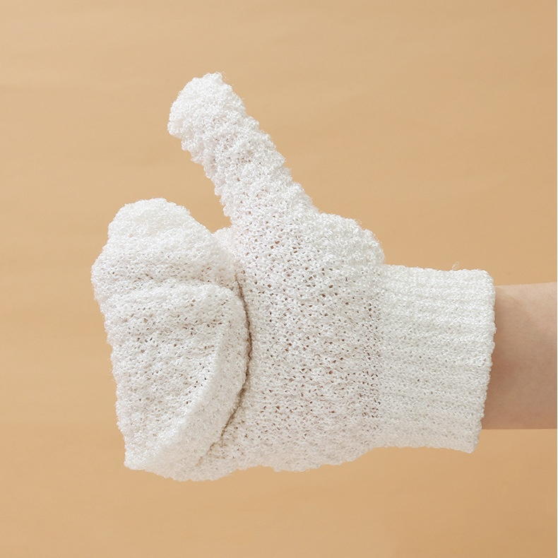 Gant de gommage pour le bain