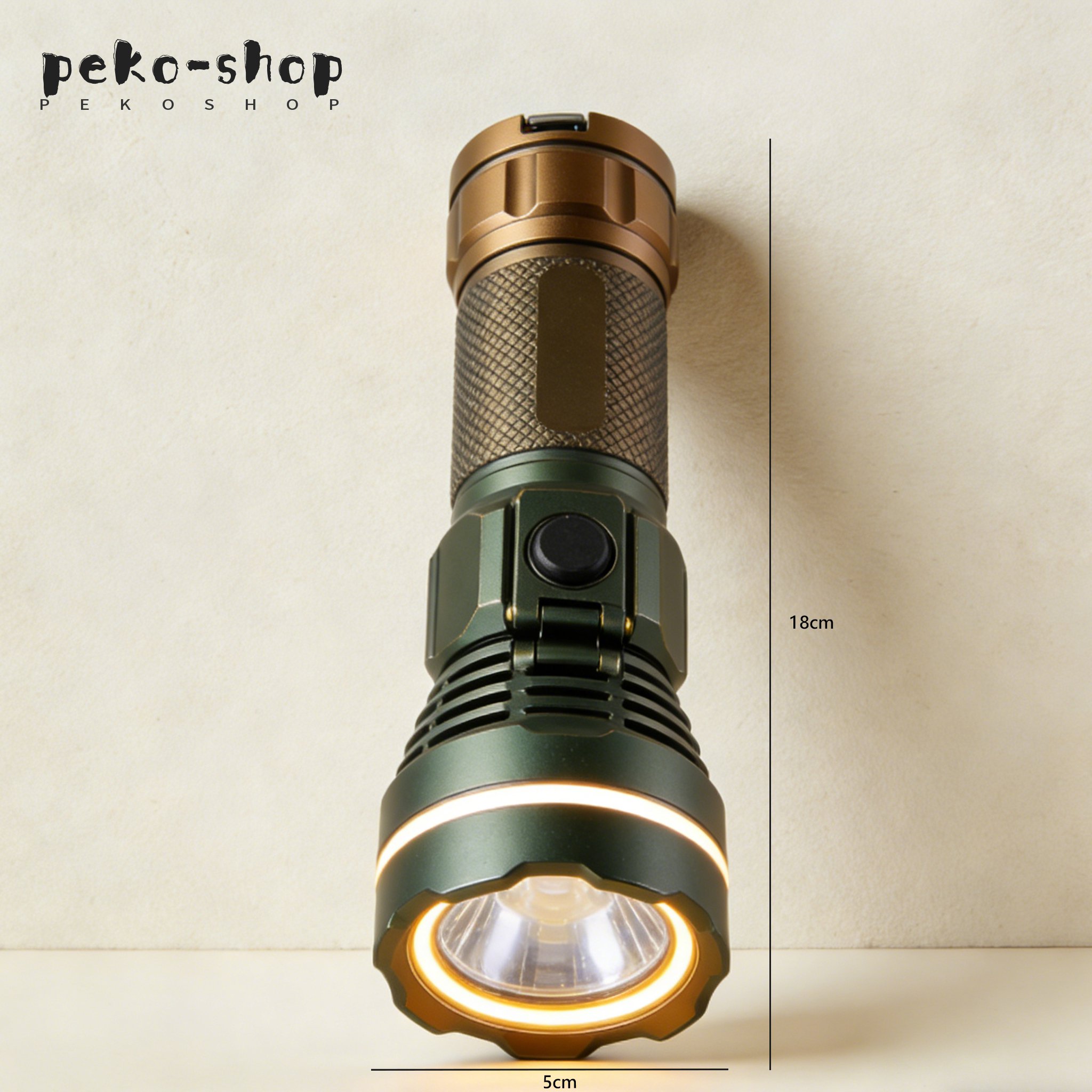 Linterna táctica para excursiones y aventuras