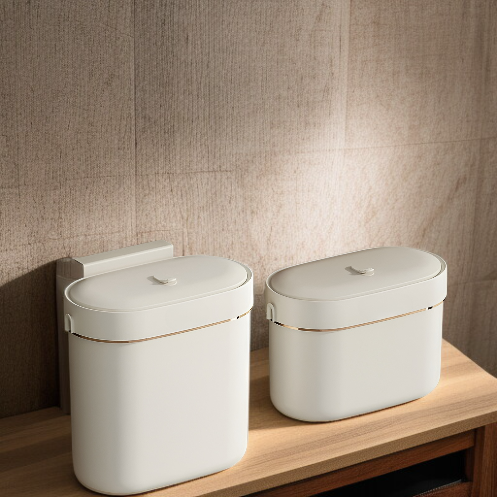 Cubo de almacenamiento de basura con tapa en cocina moderna