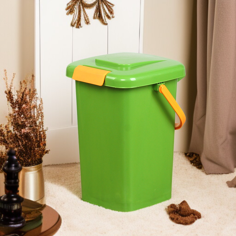 Moderní odpadkový koš do ložnice nebo pracovny