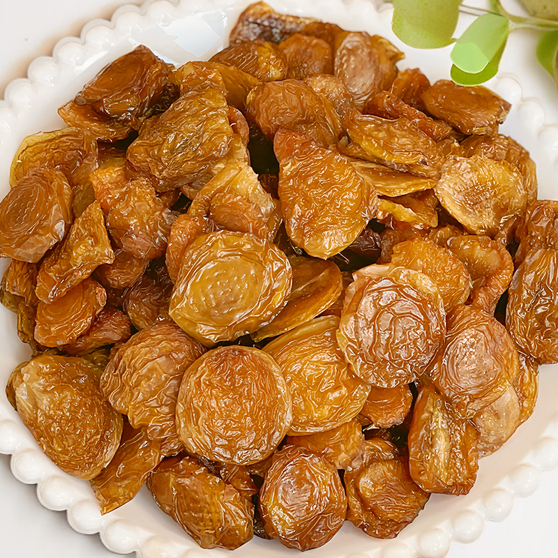 영양 가득한 두꺼운 선로즈 건포도