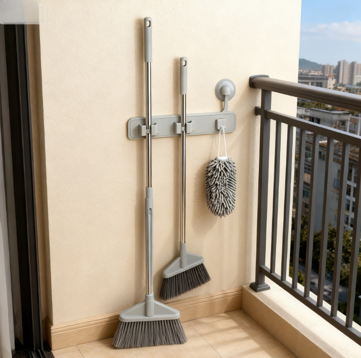 ที่แขวนไม้ถูพื้นแบบดูดติดผนัง ไม่ต้องเจาะ (แพ็ค 2 ชิ้น)