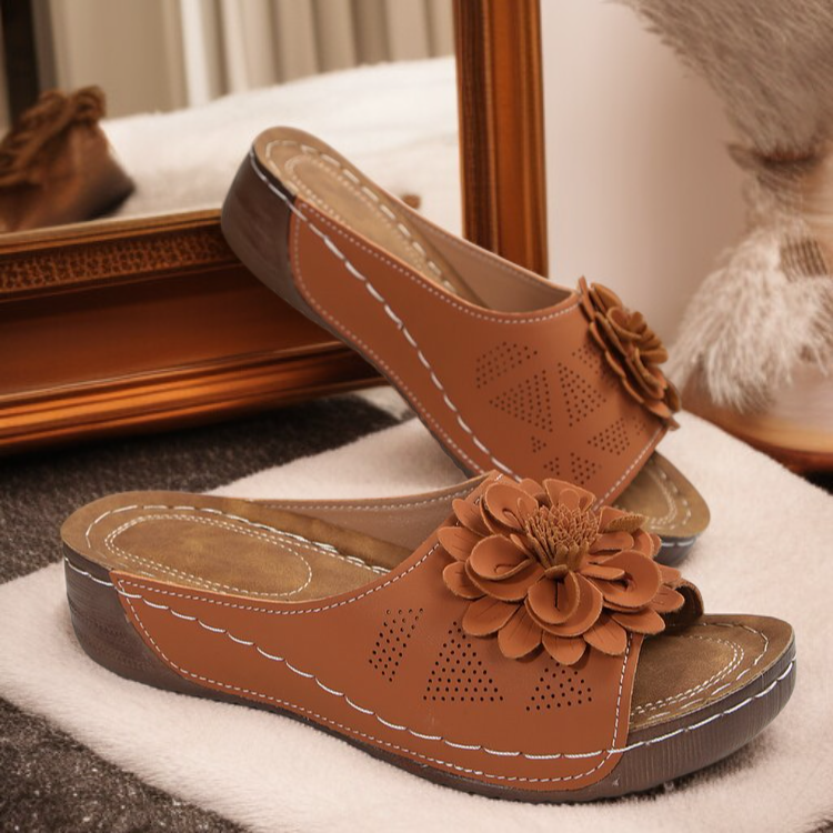 Women's Floral Cutout Wedge Beach Sandals