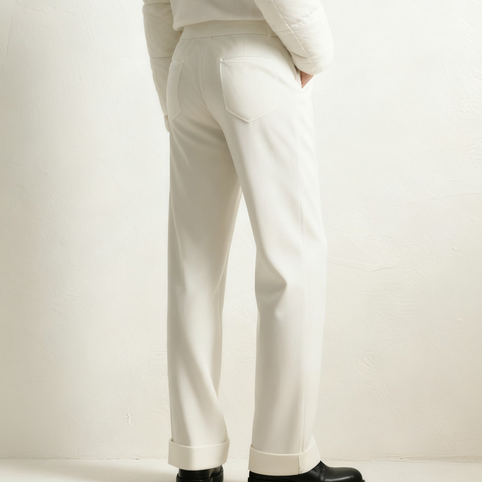 화이트 심플 신사 슬랙스