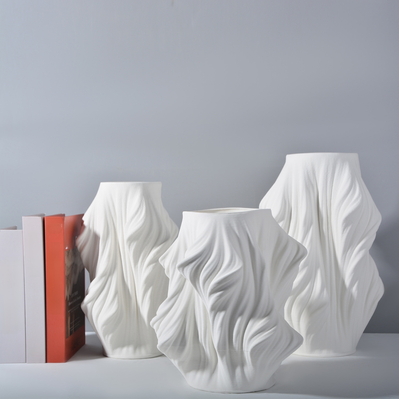 Moderne minimalistische 3D-gedruckte Keramik-Kunstwerke