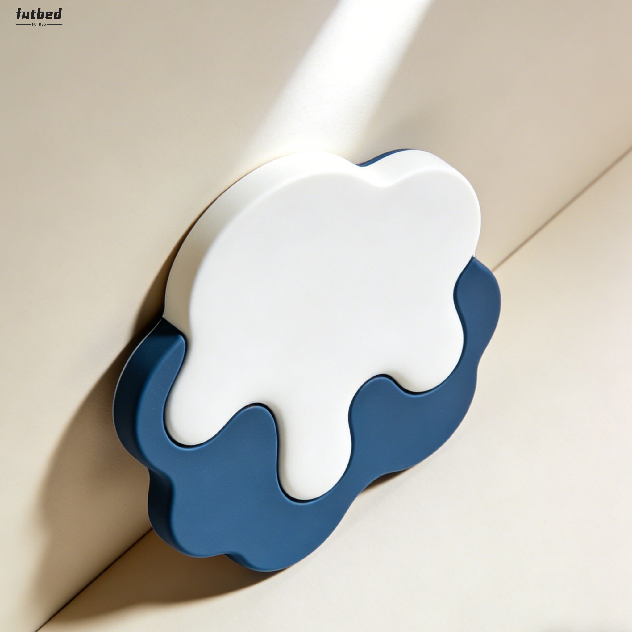 Anti-slip coaster, heat insulation and anti-scalding