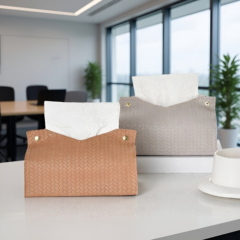 革素材のティッシュボックスのディテール