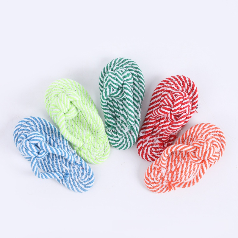 Pet chew toys for cleaning teeth