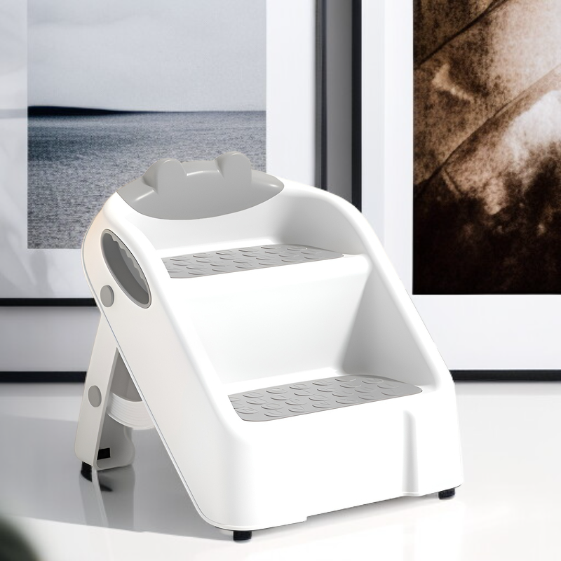 Taburete antideslizante para niños plegable en baño