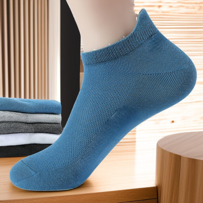 Modne uniwersalne skarpetki