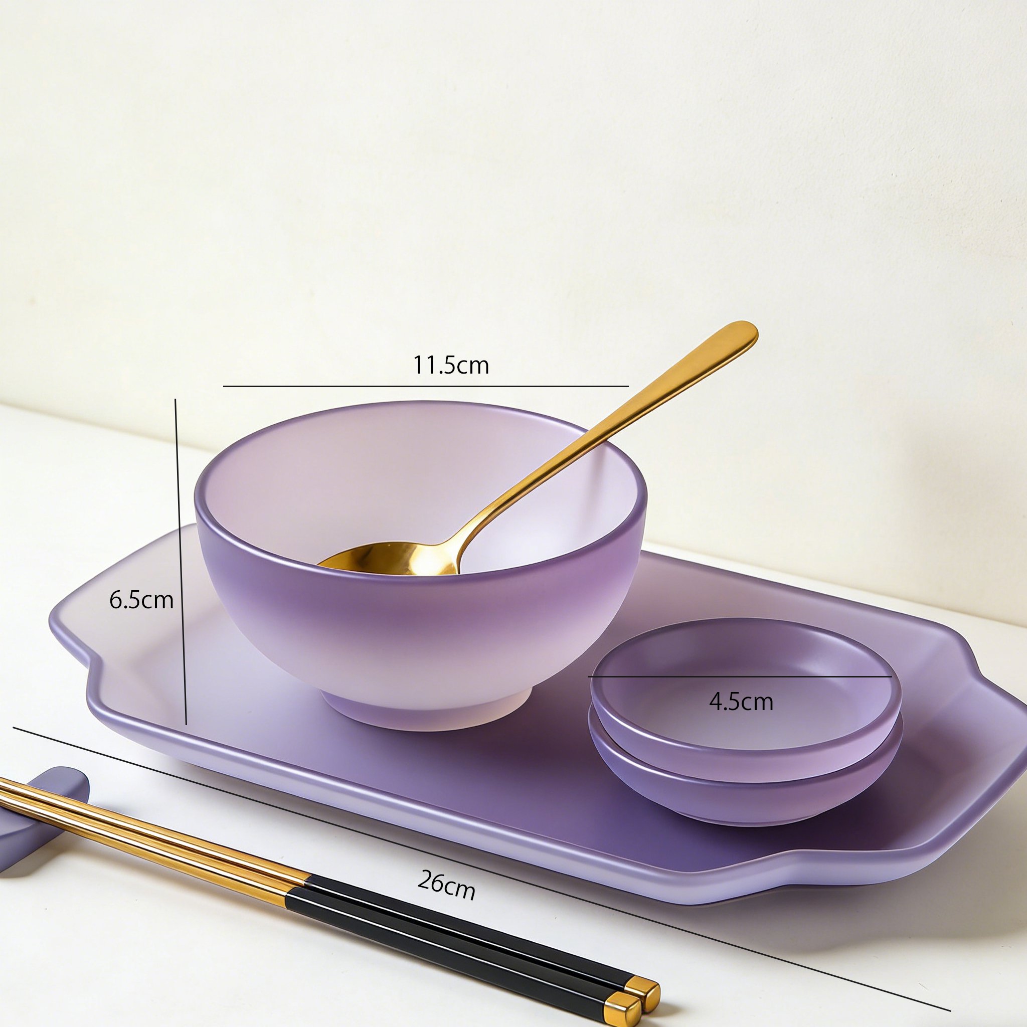 シンプルデザインのお椀とお皿のセット