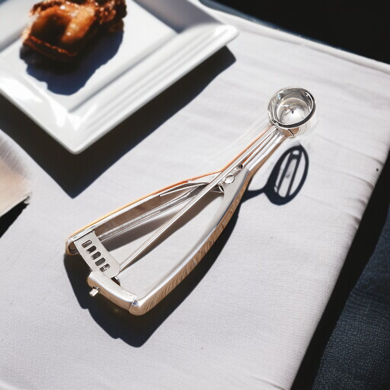 304 ステンレス鋼のフルーツのスクーパー厚くされた測定のスプーンのアイスクリームのスプーン スプーン アイスクリーム スクーパー 計量スプーン